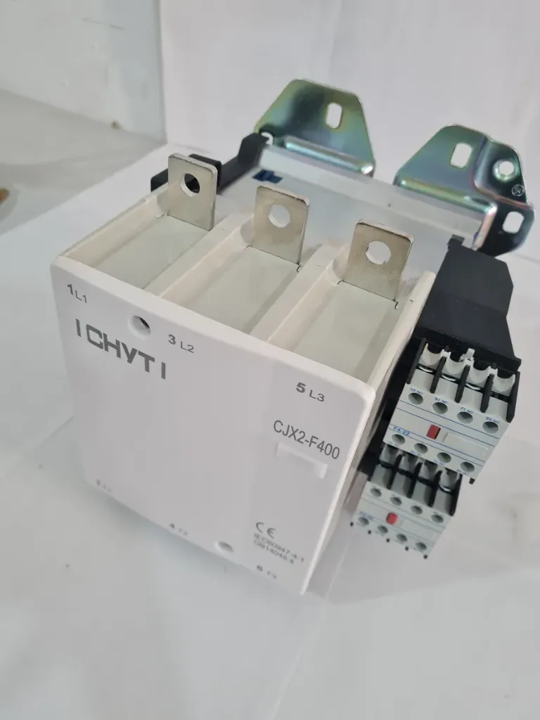 Contactor Trifasico Cjx2 400a 3p Bobin 110v Compatible Chint
