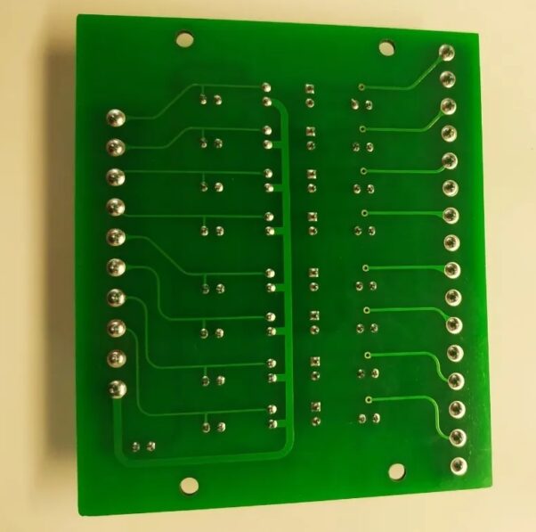 Modulo Optoacoplador 5v A 24v 8 Canales El817 Aislamiento - Imagen 4